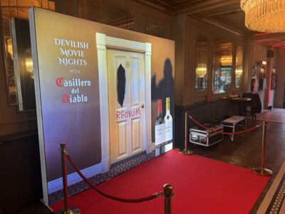 Lightbox Rental Stella.jpg Thumbnail